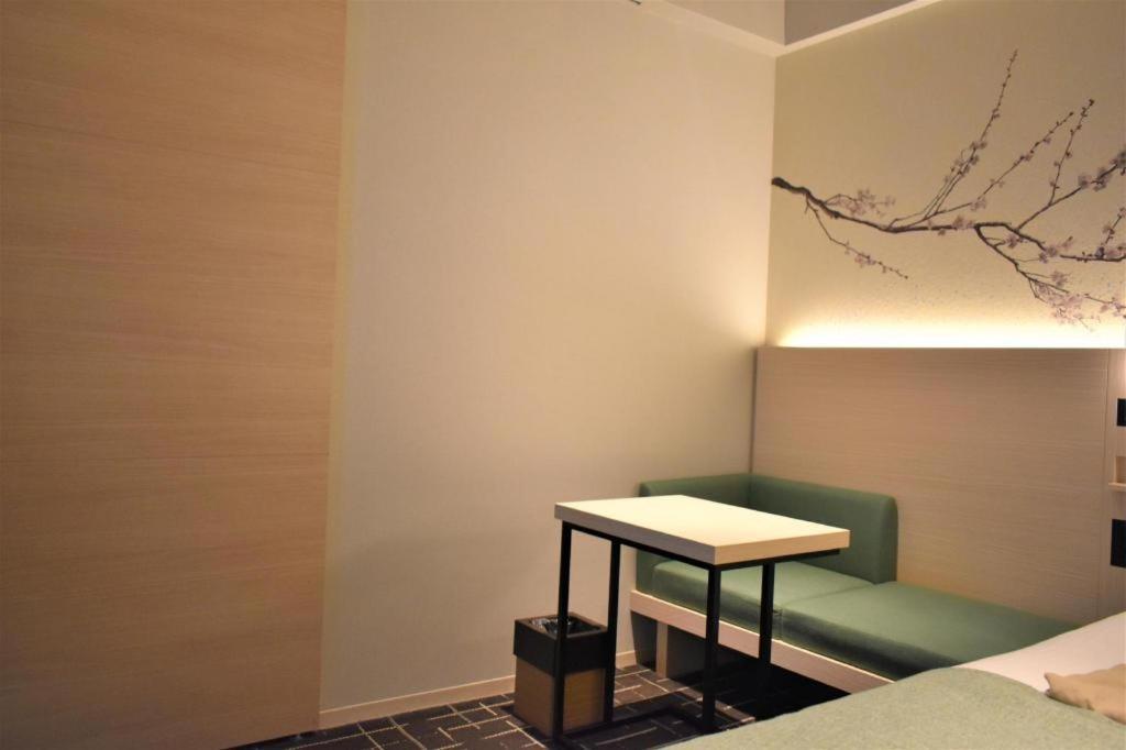 Yaenomidori Tokyo